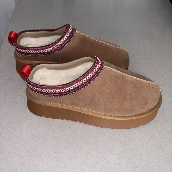 Ccocci “Tessa” Platform Slides Size 10 New Without Box - Picture 1 of 6